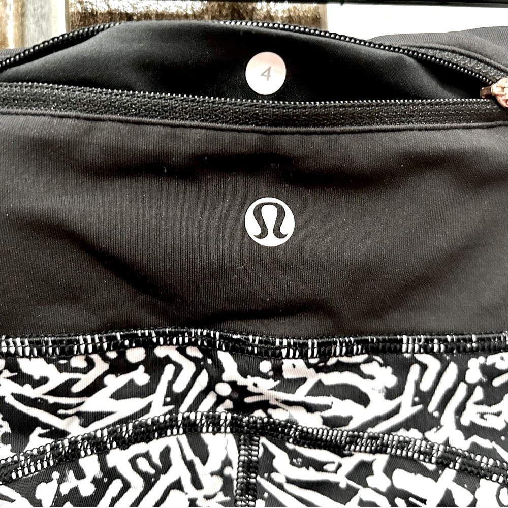 Lululemon leggings size 4 X Soul NY Pace Pusher Crop Leggings sz 4 Luxtreme - Picture 10 of 14